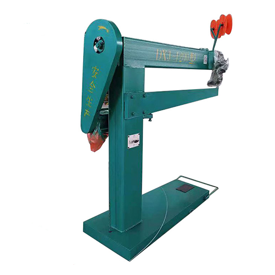 foot operated box stitching machine